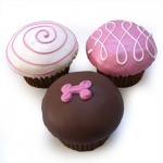 dog-cupcakes-valenties-day-dog-treats-vday-bubbarose[1]